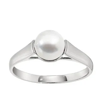 Appealing Pearl Ring 